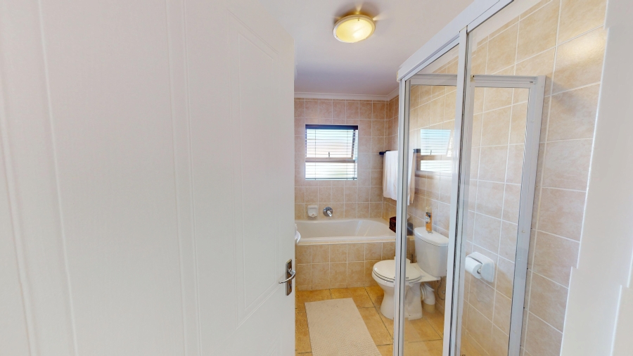 3 Bedroom Property for Sale in Fairview Golf Estate Western Cape